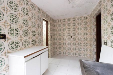 Casa à venda com 295m², 3 quartos e 8 vagasÁrea comum de serviço 2