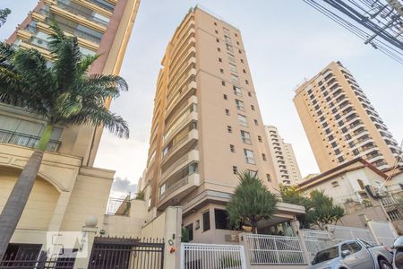 Apartamento à venda com 120m², 3 quartos e 3 vagasFachada