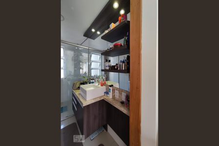 Apartamento à venda com 111m², 2 quartos e 1 vaga Apartamento à venda com 111m², 2 quartos e 1 vagaBanheiro da Suíte