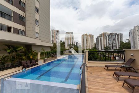 Apartamento à venda com 70m², 2 quartos e 2 vagas Apartamento à venda com 70m², 2 quartos e 2 vagasÁrea comum - Piscina