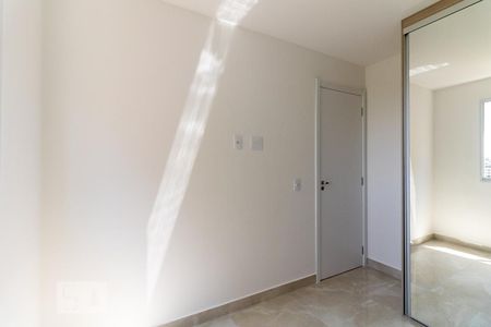 Quarto 1 de apartamento para alugar com 2 quartos, 41m² em Jardim São Savério, São Paulo
