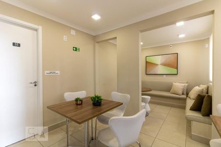 Apartamento para alugar com 41m², 2 quartos e sem vaga Apartamento para alugar com 41m², 2 quartos e sem vagaSalão de Festas