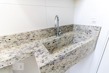 Apartamento para alugar com 41m², 2 quartos e sem vaga Apartamento para alugar com 41m², 2 quartos e sem vagaBanheiro