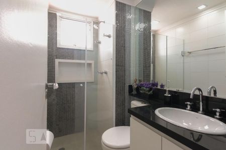 Apartamento para alugar com 60m², 2 quartos e 2 vagas Apartamento para alugar com 60m², 2 quartos e 2 vagasBanheiro Suíte 2