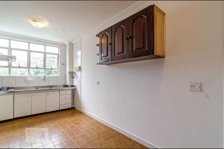 Apartamento para alugar com 200m², 3 quartos e 2 vagasCozinha