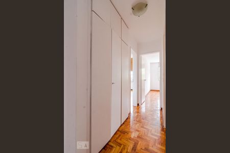 Apartamento para alugar com 200m², 3 quartos e 2 vagasCorredor