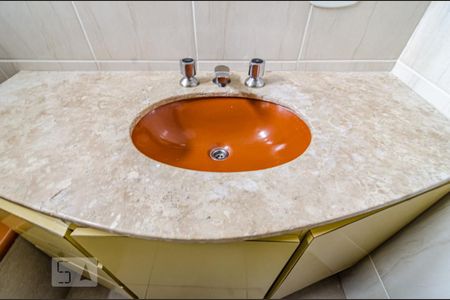 Apartamento para alugar com 200m², 3 quartos e 2 vagasBanheiro