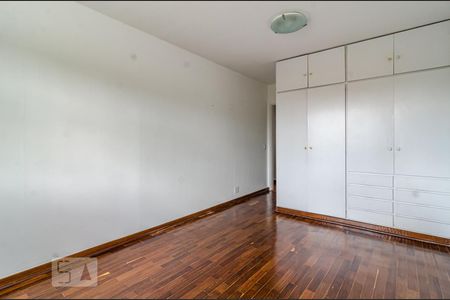Apartamento para alugar com 200m², 3 quartos e 2 vagasQuarto 2