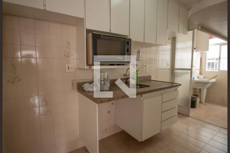 Apartamento para alugar com 65m², 2 quartos e 1 vaga Apartamento para alugar com 65m², 2 quartos e 1 vagaCozinha