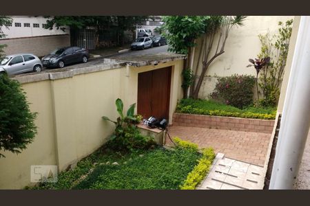 Área Externa de casa à venda com 3 quartos, 200m² em Campo Belo, São Paulo