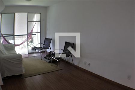 Sala de apartamento para alugar com 3 quartos, 75m² em Pechincha, Rio de Janeiro