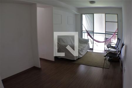 Apartamento para alugar com 75m², 3 quartos e 1 vagaSala