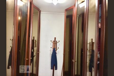 Quarto de casa à venda com 4 quartos, 490m² em Jardim Leonor Mendes de Barros, São Paulo