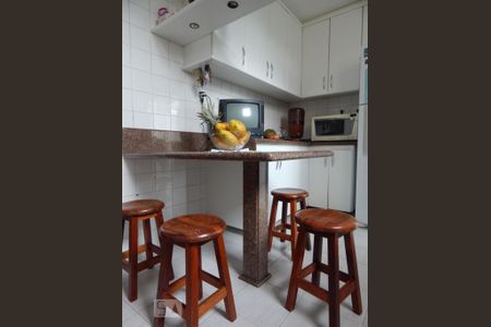 Cozinha de apartamento à venda com 2 quartos, 67m² em Jardim Paraíso, São Paulo