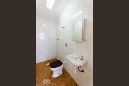 Apartamento para alugar com 108m², 3 quartos e 1 vaga Apartamento para alugar com 108m², 3 quartos e 1 vagaBanheiro de serviço