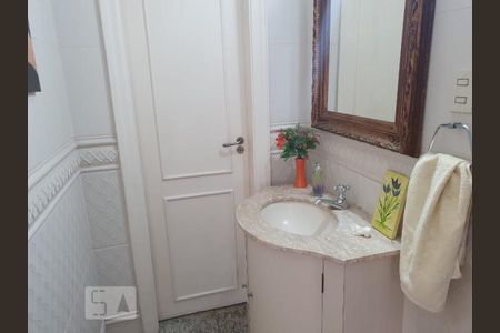 Apartamento à venda com 250m², 4 quartos e 3 vagasBanheiro