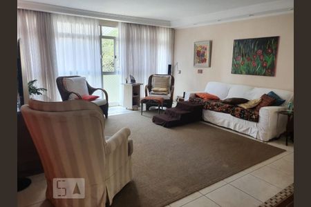 Apartamento à venda com 250m², 4 quartos e 3 vagasSala