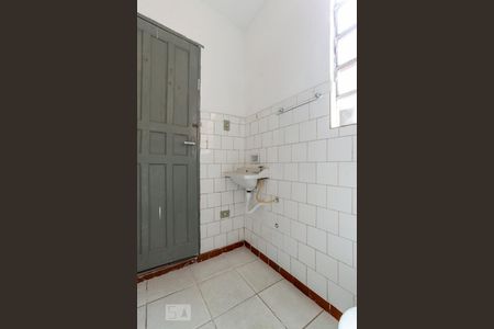 Banheiro de casa para alugar com 1 quarto, 40m² em Freguesia do Ó, São Paulo