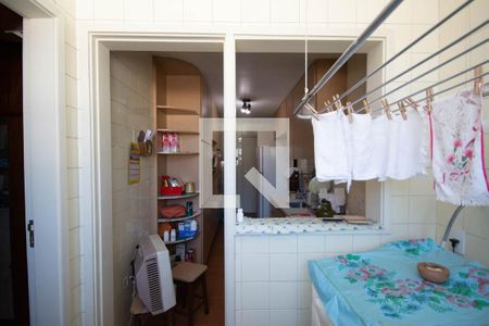 Apartamento à venda com 76m², 2 quartos e 2 vagasÁrea de Serviço