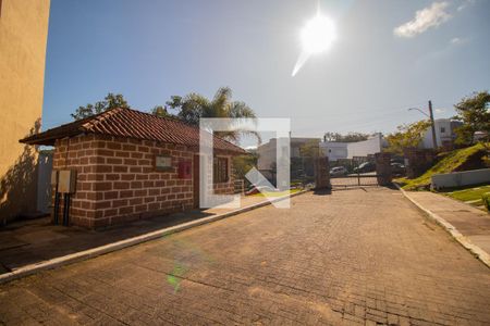 Casa de condomínio à venda com 240m², 4 quartos e 2 vagas Casa de condomínio à venda com 240m², 4 quartos e 2 vagasEntrada