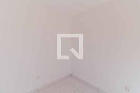 Casa de condomínio à venda com 240m², 4 quartos e 2 vagas Casa de condomínio à venda com 240m², 4 quartos e 2 vagasÁrea de Serviço