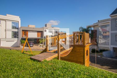 Casa de condomínio à venda com 240m², 4 quartos e 2 vagas Casa de condomínio à venda com 240m², 4 quartos e 2 vagasÁrea Comum - Playground