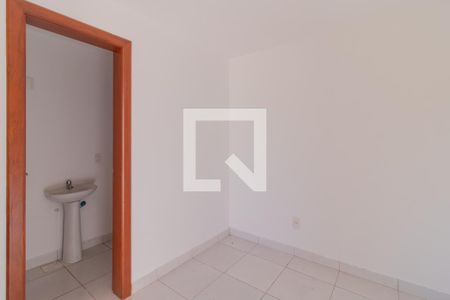 Casa de condomínio à venda com 240m², 4 quartos e 2 vagas Casa de condomínio à venda com 240m², 4 quartos e 2 vagasQuarto de Serviço