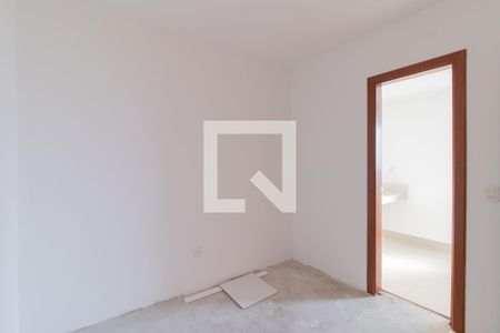 Casa de condomínio à venda com 240m², 4 quartos e 2 vagas Casa de condomínio à venda com 240m², 4 quartos e 2 vagasCloset