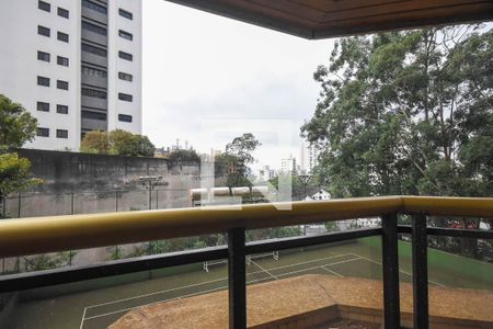 Apartamento à venda com 250m², 4 quartos e 4 vagas Apartamento à venda com 250m², 4 quartos e 4 vagasVaranda da suíte 2