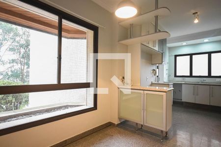 Apartamento à venda com 250m², 4 quartos e 4 vagas Apartamento à venda com 250m², 4 quartos e 4 vagasCozinha