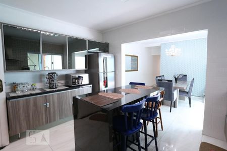 Casa à venda com 260m², 3 quartos e 3 vagasCozinha