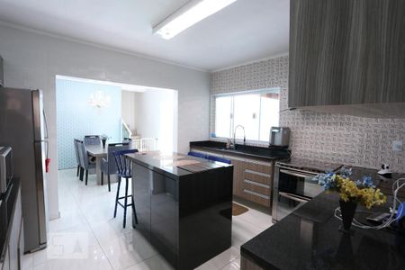 Casa à venda com 260m², 3 quartos e 3 vagasCozinha