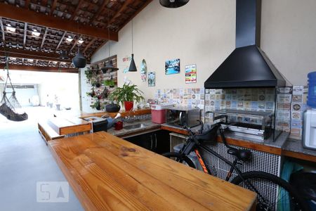 Casa à venda com 260m², 3 quartos e 3 vagasÁrea Gourmet/Churrasqueira