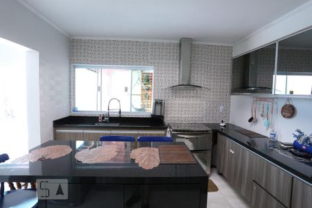 Casa à venda com 260m², 3 quartos e 3 vagasCozinha