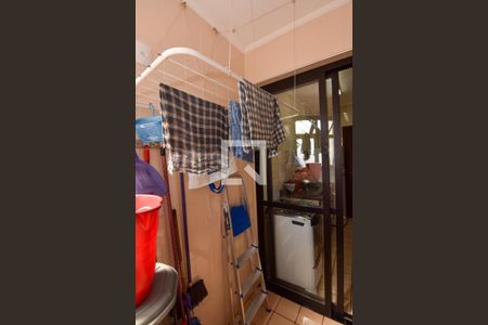 Apartamento para alugar com 74m², 2 quartos e 1 vaga Apartamento para alugar com 74m², 2 quartos e 1 vagaÁrea de Serviço