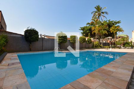 Apartamento para alugar com 74m², 2 quartos e 1 vaga Apartamento para alugar com 74m², 2 quartos e 1 vagaÁrea Comum - Piscina