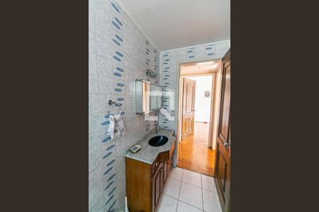 Apartamento à venda com 70m², 2 quartos e 1 vaga Apartamento à venda com 70m², 2 quartos e 1 vagaBanheiro