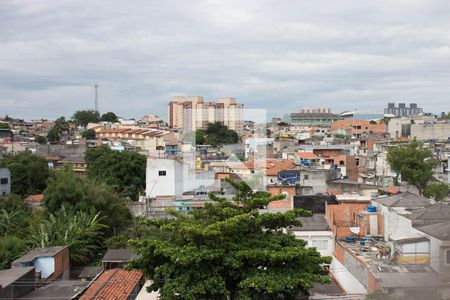 Vista Quarto 1 de apartamento para alugar com 2 quartos, 50m² em Vila Taquari, São Paulo