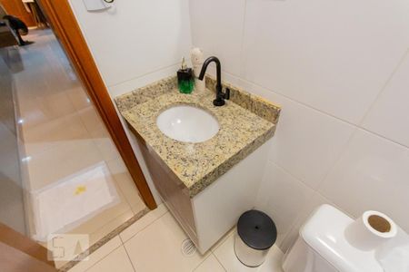 Apartamento à venda com 100m², 2 quartos e 2 vagas Apartamento à venda com 100m², 2 quartos e 2 vagasPia