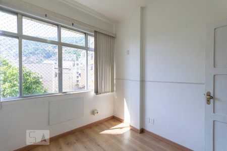 Quarto 1 de apartamento à venda com 2 quartos, 74m² em Tijuca, Rio de Janeiro
