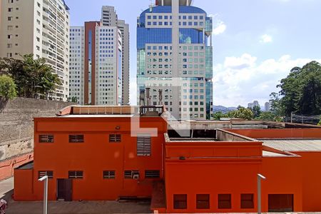 Vista varanda suíte de apartamento à venda com 1 quarto, 29m² em Alphaville Industrial, Barueri