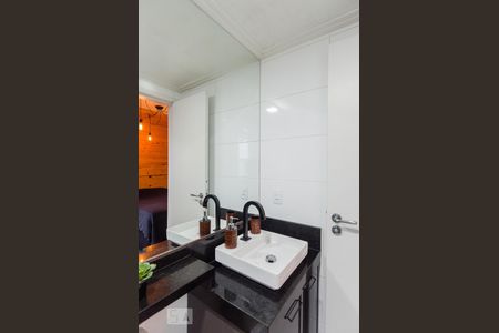 Apartamento para alugar com 65m², 2 quartos e 2 vagas Apartamento para alugar com 65m², 2 quartos e 2 vagasBanheiro da suíte