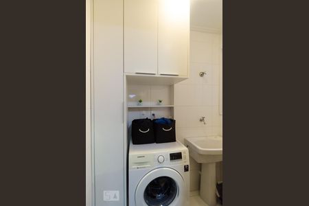 Apartamento para alugar com 65m², 2 quartos e 2 vagas Apartamento para alugar com 65m², 2 quartos e 2 vagasÁrea de serviço