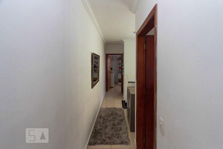 Casa à venda com 207m², 3 quartos e 2 vagasCorredor