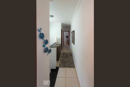 Casa à venda com 207m², 3 quartos e 2 vagasCorredor