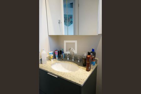 Apartamento à venda com 100m², 3 quartos e 2 vagasBanheiro