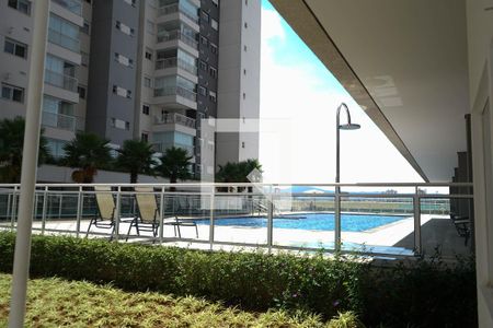 Apartamento à venda com 100m², 3 quartos e 2 vagasÁrea comum - Piscina
