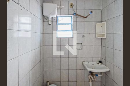 Casa para alugar com 50m², 1 quarto e sem vaga Casa para alugar com 50m², 1 quarto e sem vagaBanheiro
