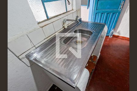 Sala/Cozinha de casa para alugar com 1 quarto, 50m² em Jardim São Silvestre, São Paulo