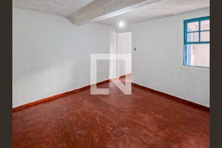 Quarto de casa para alugar com 1 quarto, 50m² em Jardim São Silvestre, São Paulo